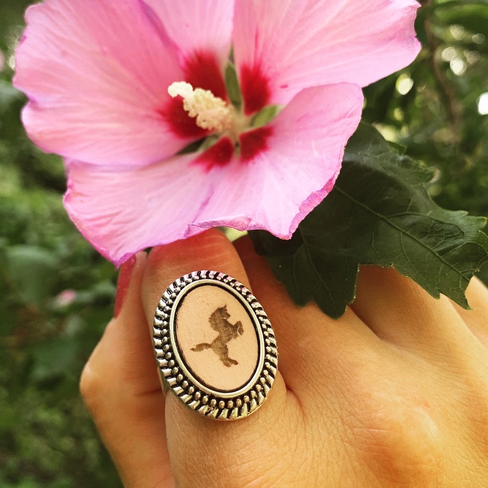 Unicorn cameo ring